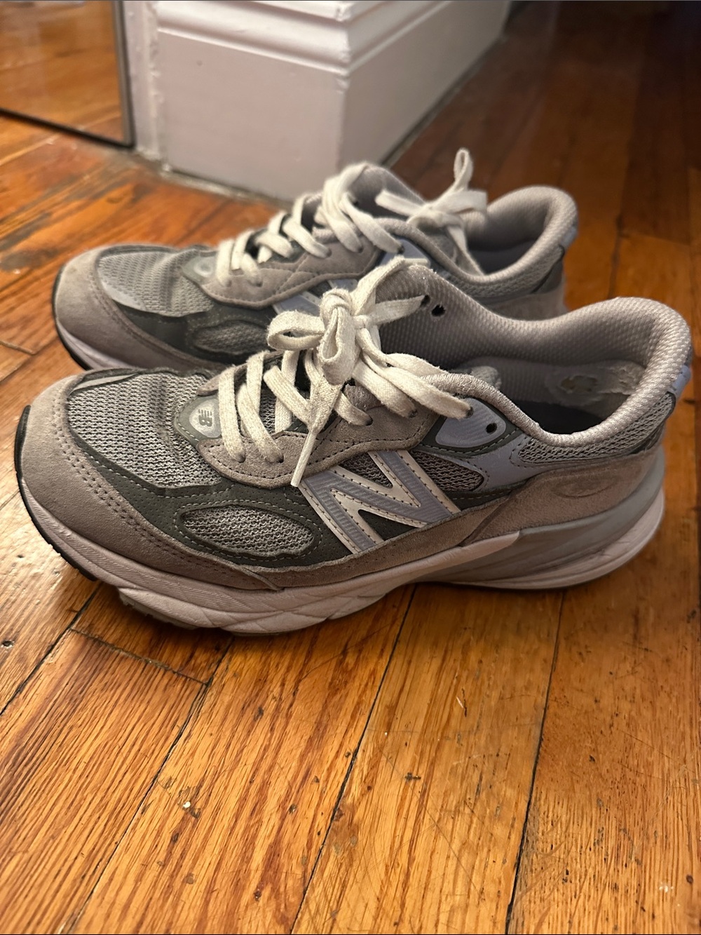 New Balance Gray 990 Jogging Sneakers